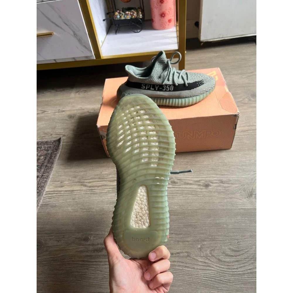Yeezy 350 V2 Men's Salt Green HQ2060 Size 7
